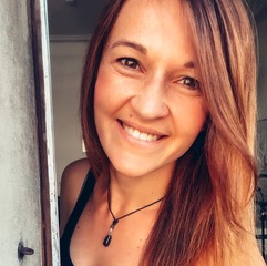 Elena Dinges